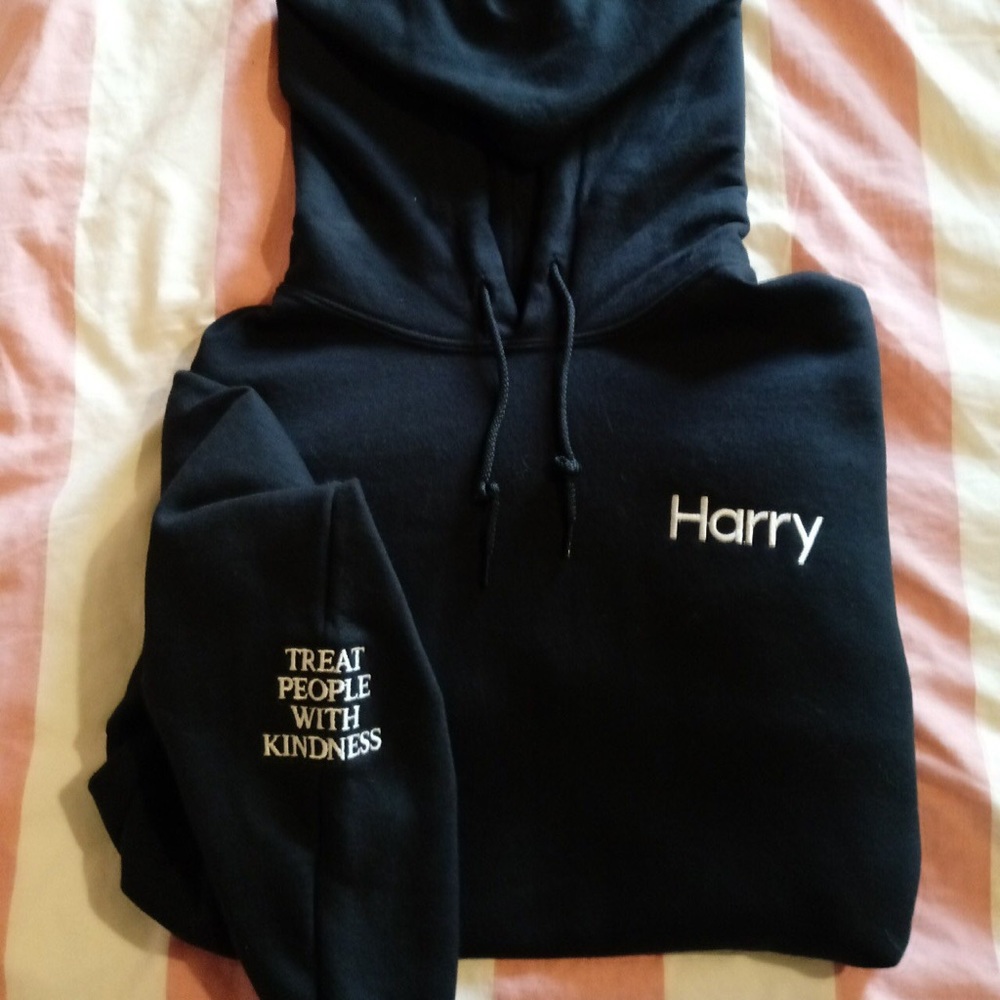 Harry styles live on tour merchandise hoodie 2018